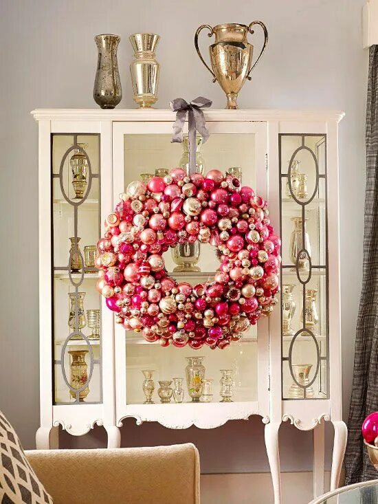 Красивый декор дома своими руками Shiny Brite Ornaments Are Perfect for a Vintage Holiday Look Fun christmas decor