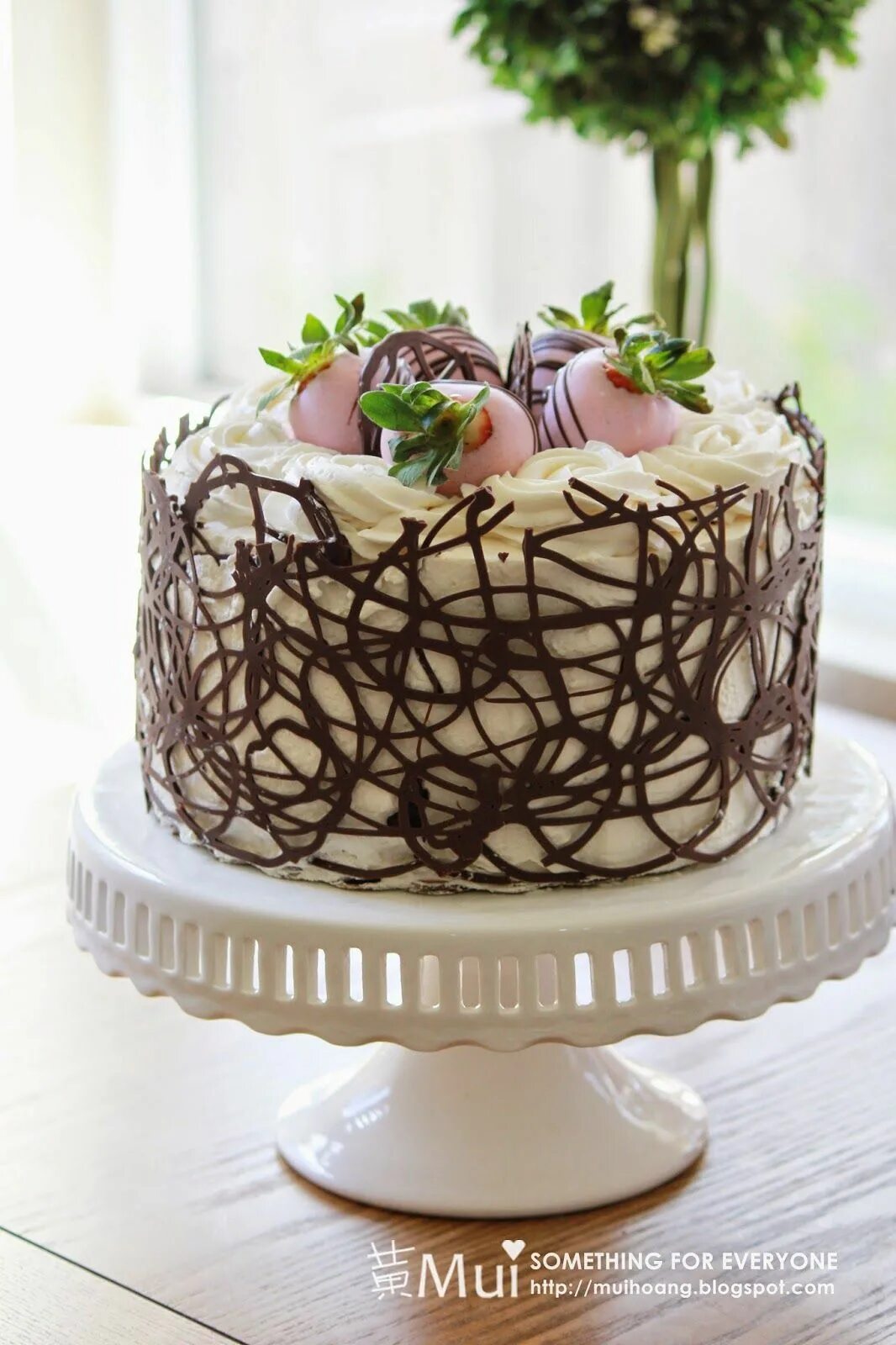 Красивый декор торта Something for Everyone! Chocolate cake decoration, Cake decorating, Desserts