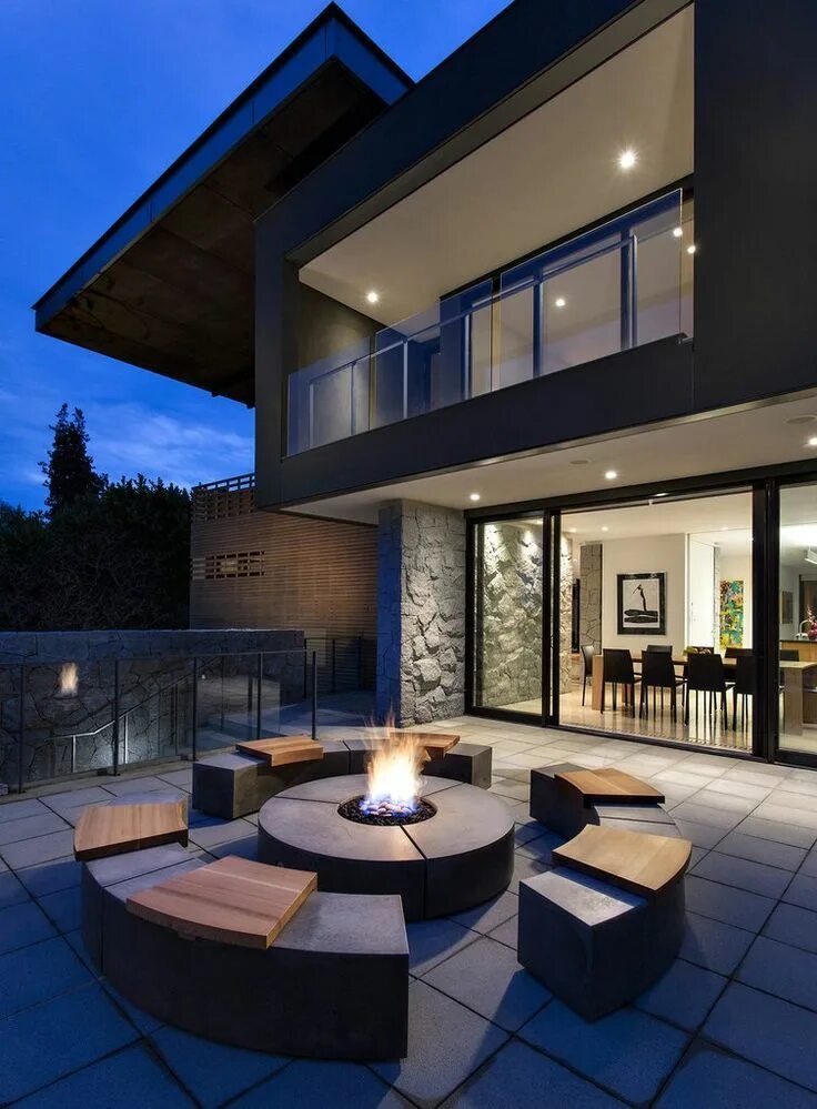 Красивый дизайн частных домов фото Social Series Fire Pit - Round #luxuryhomeinterior House exterior, House designs