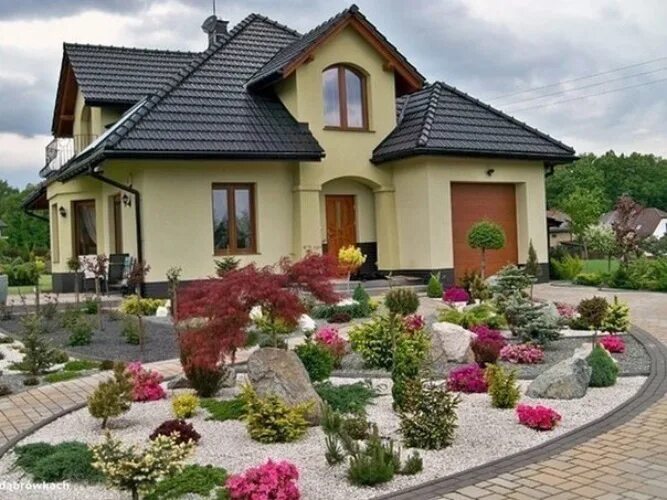 Красивый дизайн частных домов фото Чудесный дворик с цветником - Дизайн - 511480 - Tabor.ru