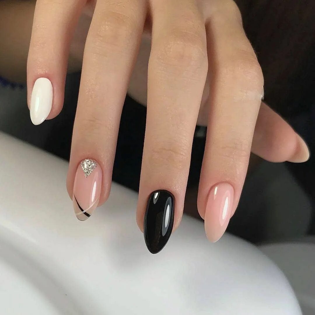 Красивый дизайн маникюра на среднюю длину Маникюр Nails Stylish nails, Pretty nails, Nail designs