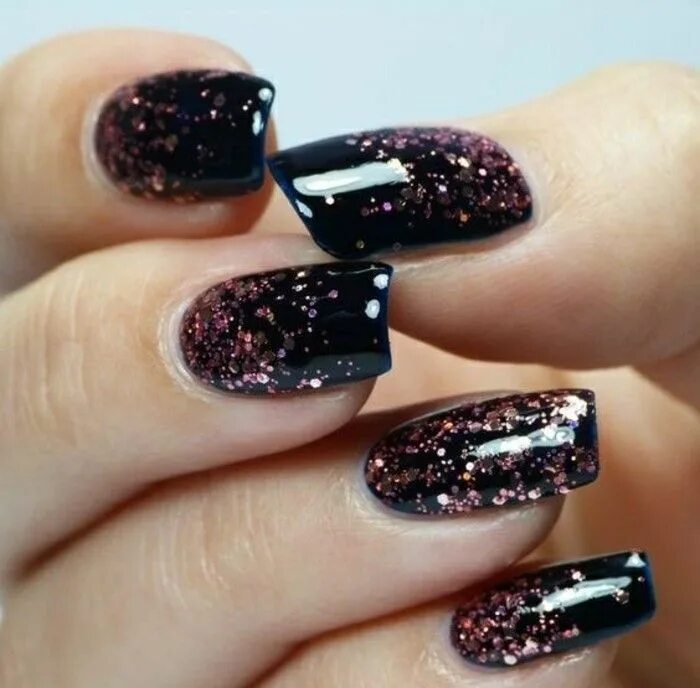 Красивый дизайн маникюра с блестками Nägel - Nagel Kunst Nail designs glitter, Black nails with glitter, Glitter nail