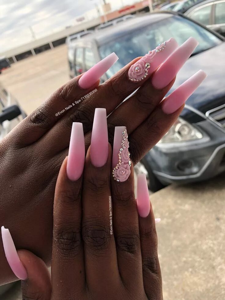 Красивый дизайн на длинные ногти Pin by Evon Nails & Spa on Evon nails & spa 3d nail designs, Nail art, Minimalis