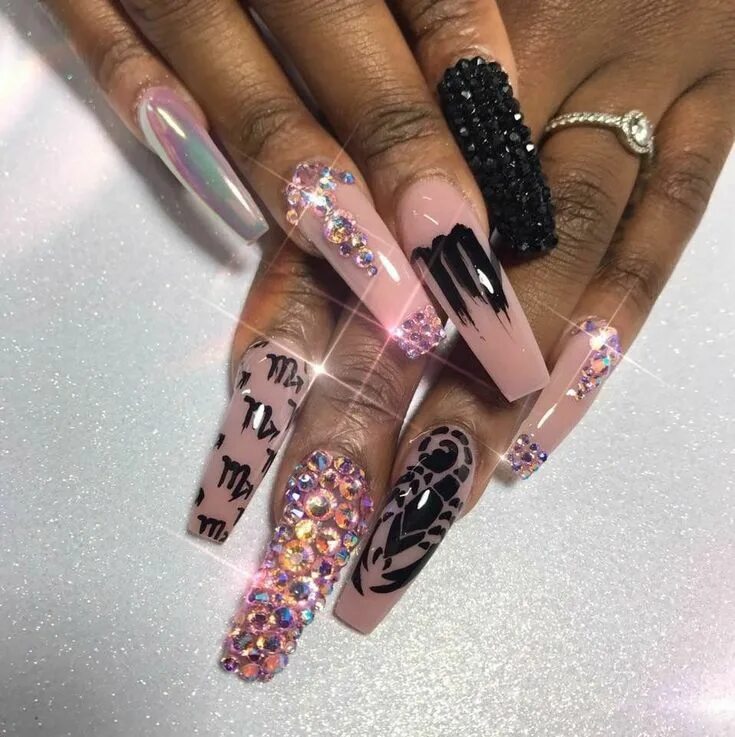Красивый дизайн на длинные ногти Pin by Brittany Elliott u2661 on Fabulous Nails ♡ Coffin nails designs, Dope na