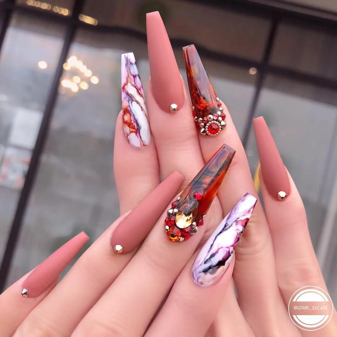 Красивый дизайн на длинные ногти Pin on Nails & Hair