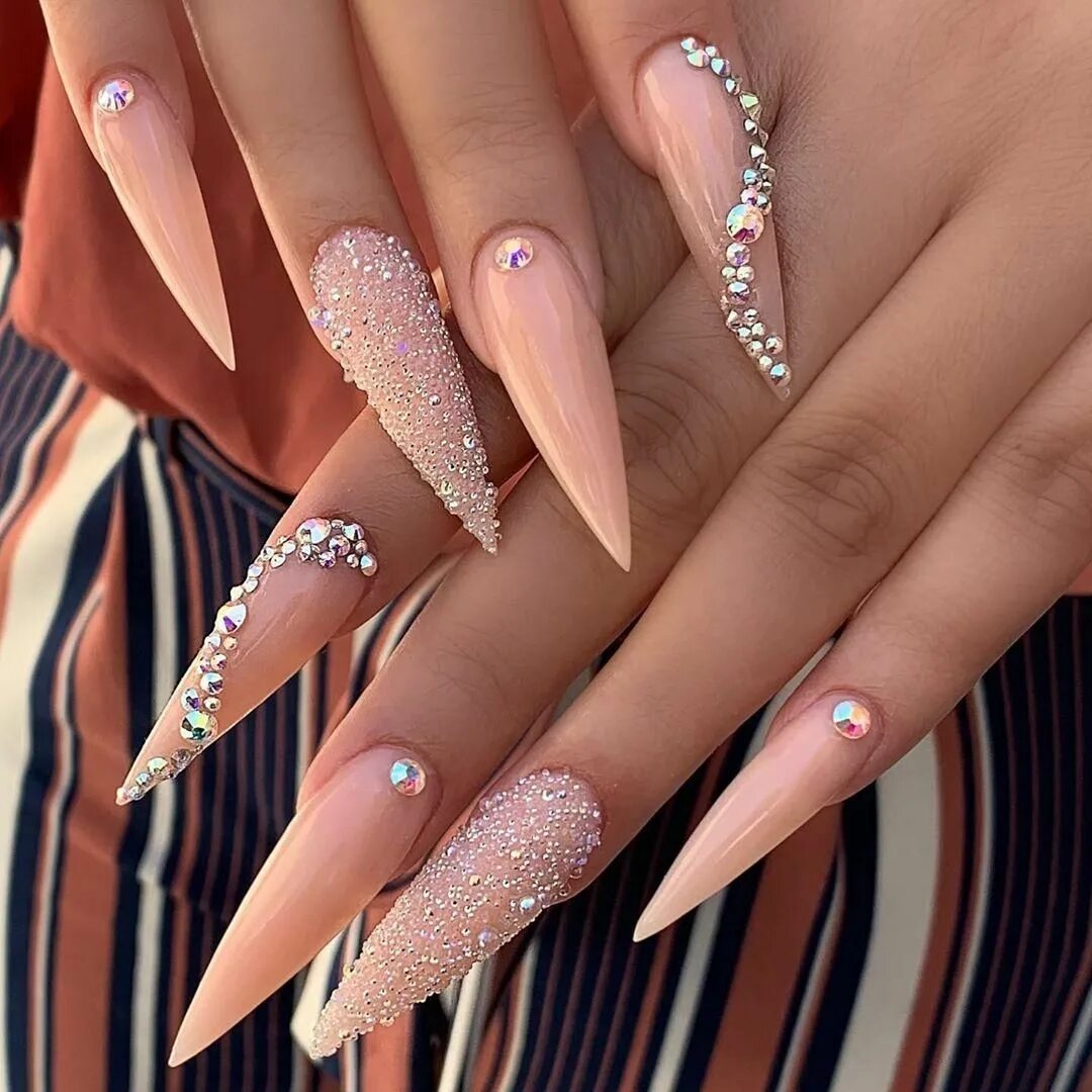 Красивый дизайн на длинные ногти 65 Stylish Stiletto Nail Art Designs Stiletto nails designs, Nails design with r