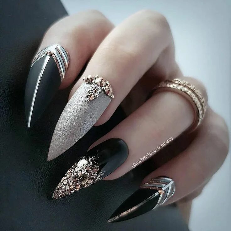 Красивый дизайн на длинные ногти Pin by Mirian on Uñas Stiletto nails designs, Black stiletto nails, Beautiful na