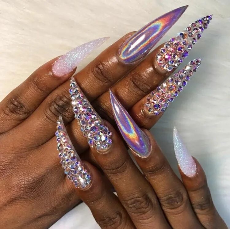 Красивый дизайн на длинные ногти Instagram @Ti.nyyyy Bling nails, Long nails, Nail designs