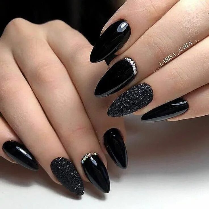 Красивый дизайн ногтей новинки черный 120 Trending Black Nails Art Manicure Ideas Pretty nail art designs, Oval nails 