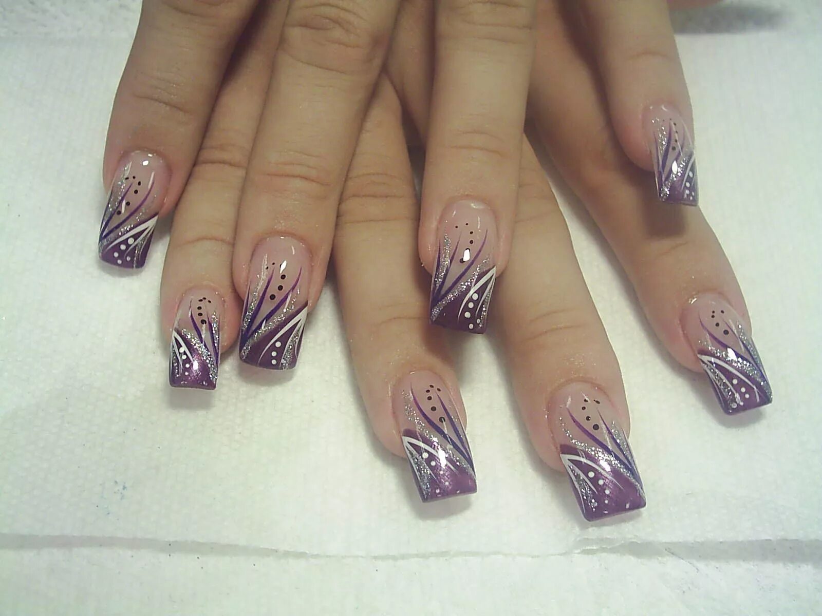 Красивый дизайн ногтей рисунки фото purple nails Fashion nails, Nails magazine, Flower nail art