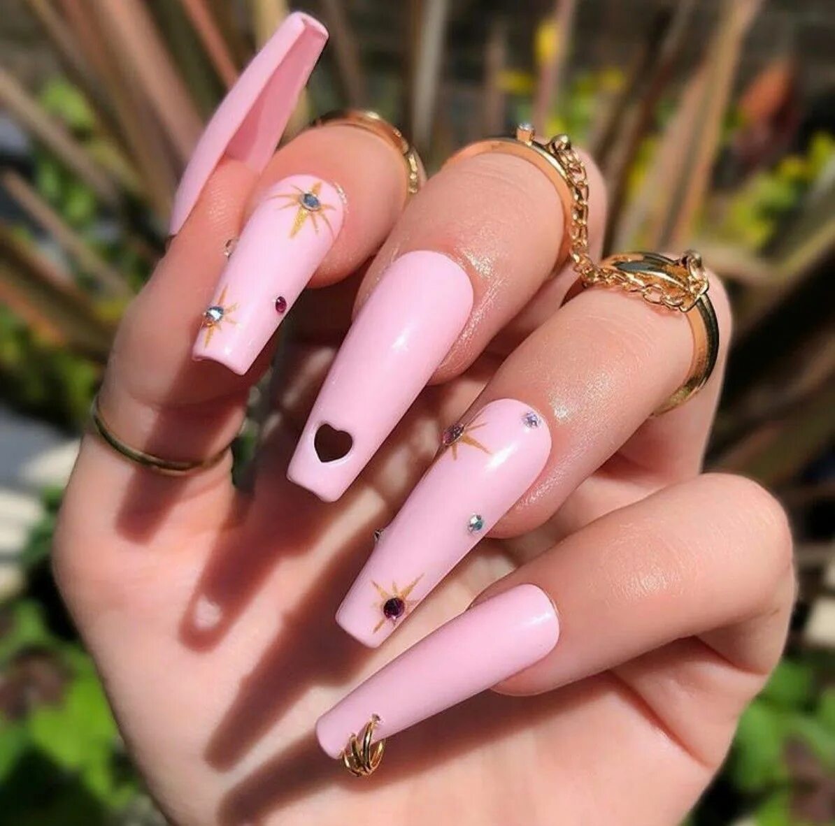Красивый длинный маникюр Необычный дизайн маникюра на длинные ногти Pastel nails designs, Valentine's day