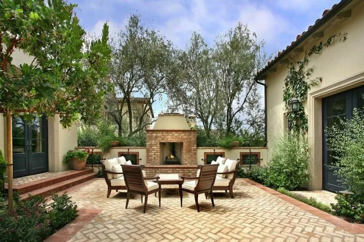 Красивый двор дома фото 20 Charming Brick Patio Designs Courtyard design, Patio design, Outdoor patio de