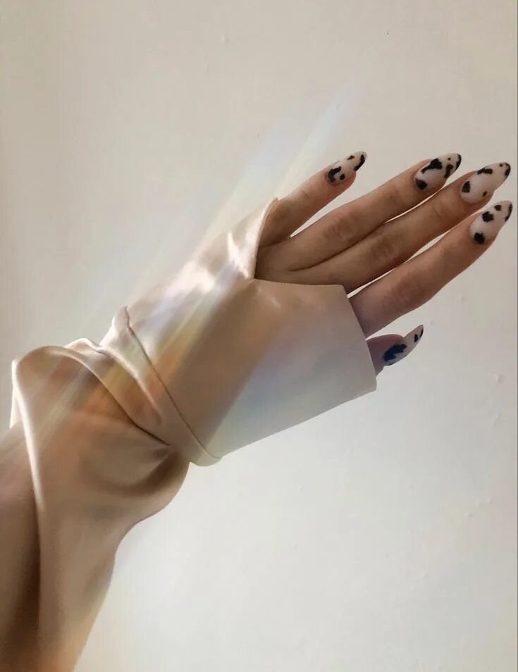 Красивый эстетичный маникюр Эстетика Animal print nails, Nail designs, Manicure