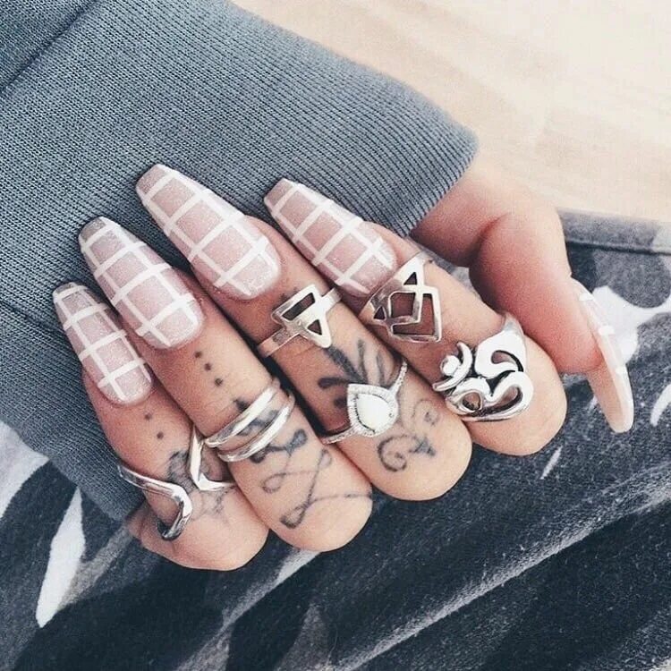 Красивый эстетичный маникюр Like wut you see? Follow me @Ic0niCC ⚡ Luxury nails, Coffin nails designs, Fashi