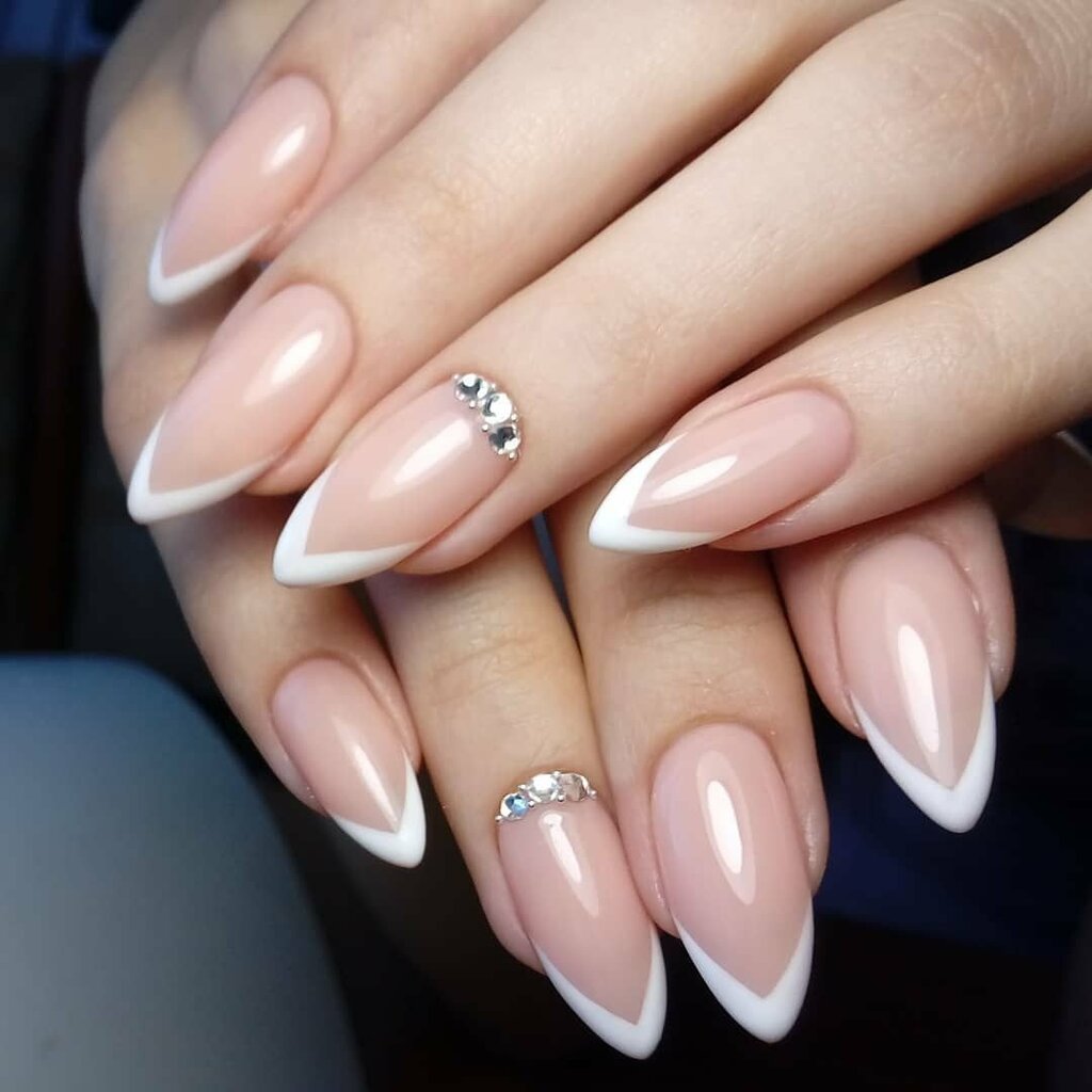 Красивый френч маникюр на миндальной форме Миндаль, nail studio, Taganrog, ulitsa Chekhova, 326А - Yandex Maps