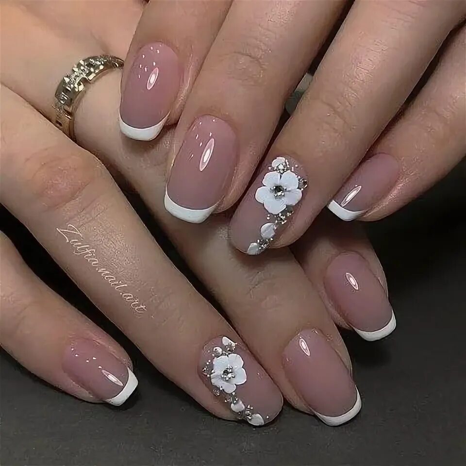 Красивый френч маникюр самый шикарный Хотели бы себе такой френч? OK.RU Tropical nails, Manicure, Nail art
