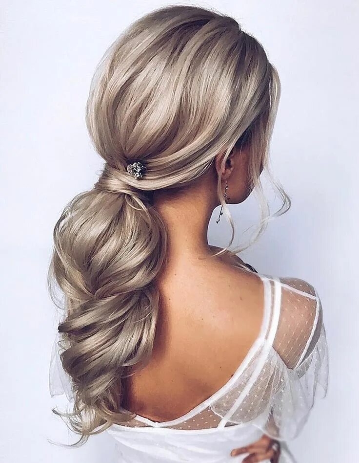Красивый хвост прическа вечерняя via instagram hair_vera Повседневные прически, Модные прически, Идеи причесок