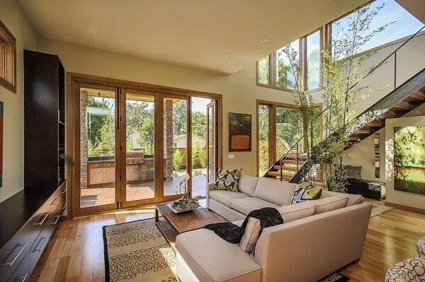Красивый и недорогой дизайн дома Modern dwelling blends sophistication and rustic simplicity Interior architectur