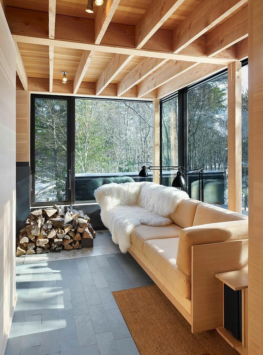 Красивый и недорогой дизайн дома Timeless Allure: 30 Cozy and Creative Rustic Sunrooms Rustic sunroom, House inte