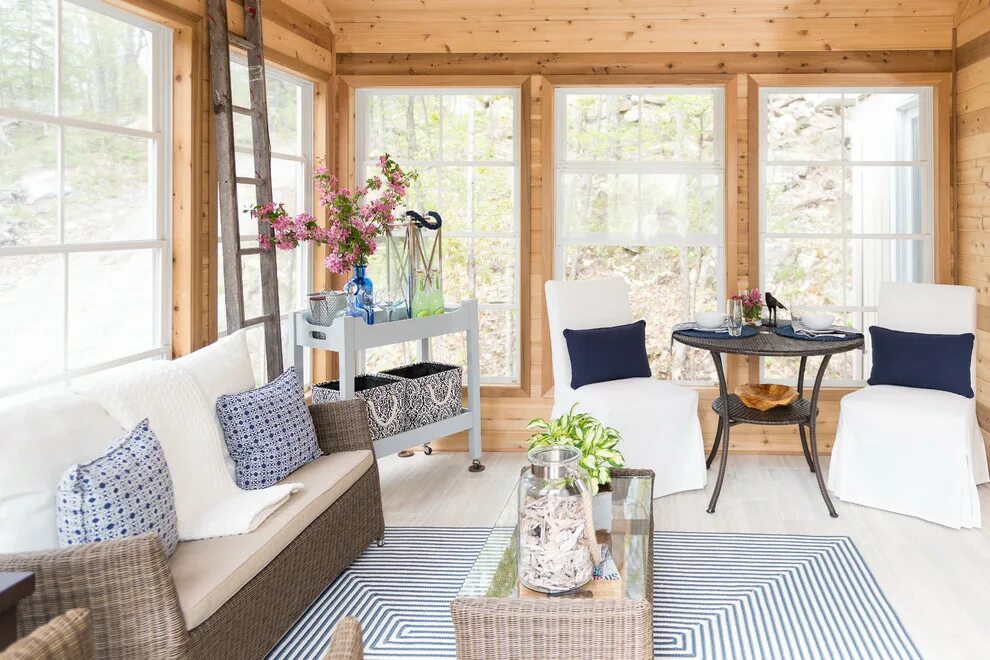 Красивый интерьер дачи Quebec Cottage - Морской - Застекленная терраса - Оттава - от эксперта Sonya Kin