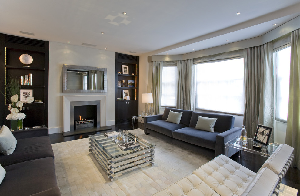 Красивый интерьер гостиной в квартире Fabulous Interior Designs, LLC - Современный - Гостиная - Вашингтон - от эксперт