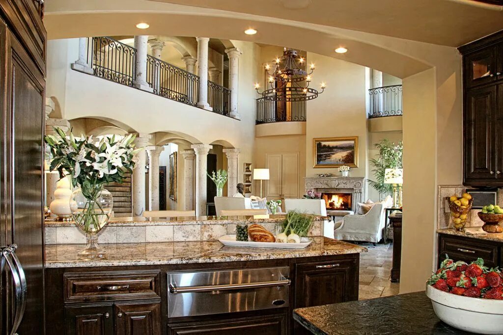 Красивый интерьер кухни в квартире Mediterranean Style - Showcase of Interior Design Tuscan kitchen design, Luxury 