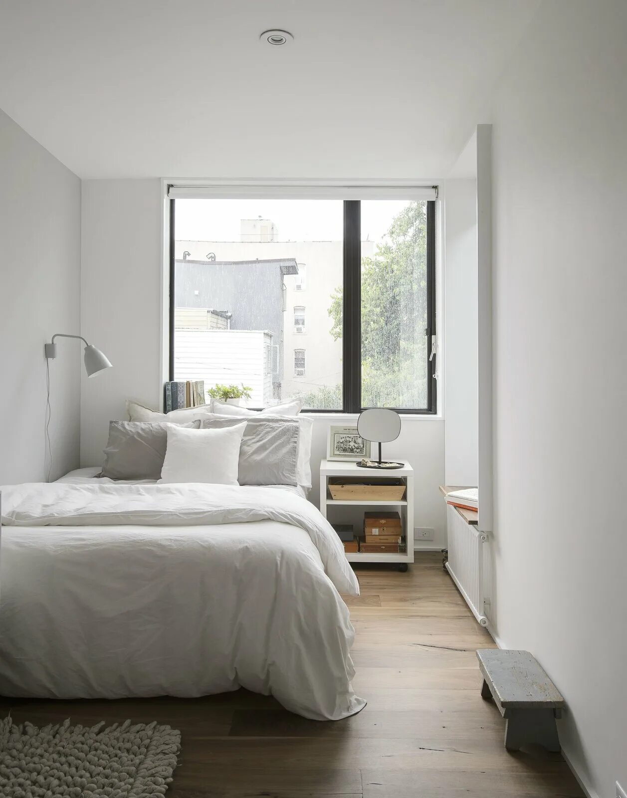 Красивый интерьер маленькой комнаты Bedroom Medium Hardwood Wall Ceiling Photos from Little House. Big City. - Dwell
