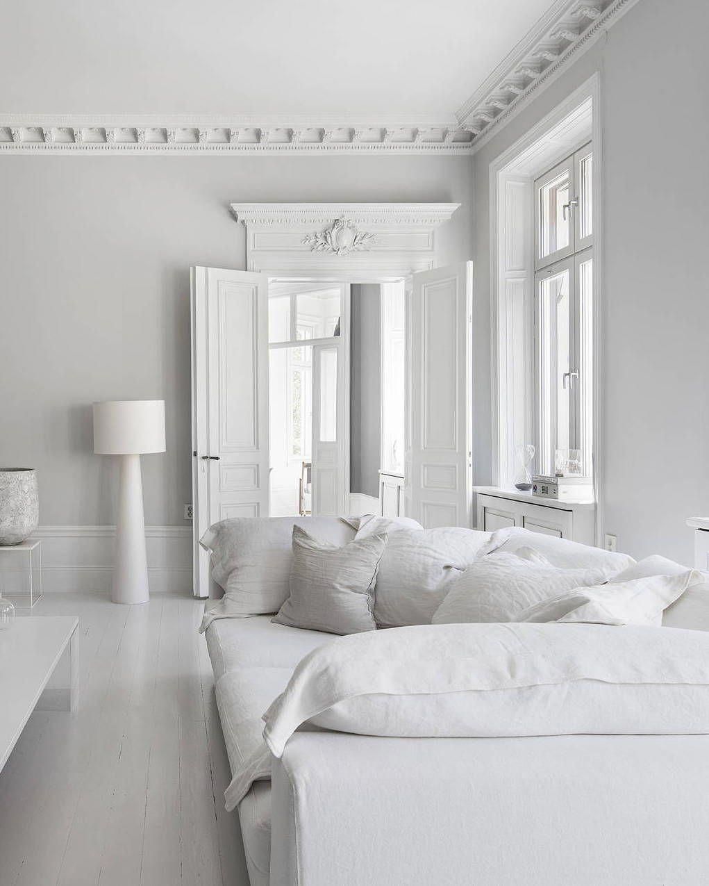 Красивый интерьер в белом цвете A classy all-white Scandinavian interior - COCO LAPINE DESIGN White interior, Wh