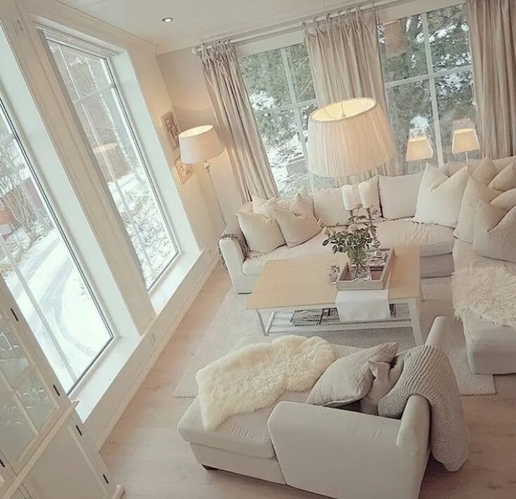 Красивый интерьер в бежевых тонах Wohnzimmer Wohnzimmer Romantic living room, Living room designs, Simple living r
