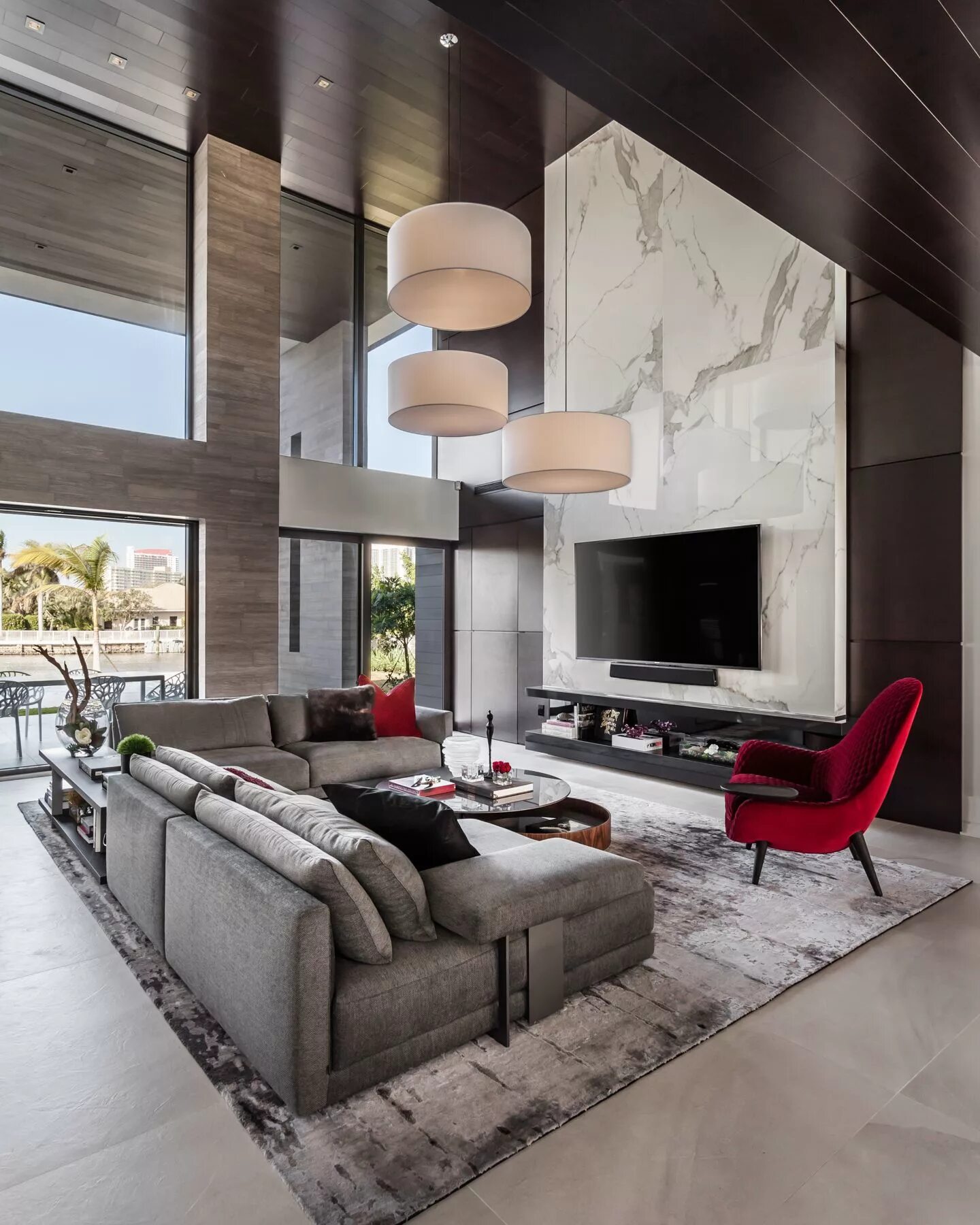 Красивый интерьер в современном стиле http://www.2idinteriors.com/ One of our recently designed homes in South Florida