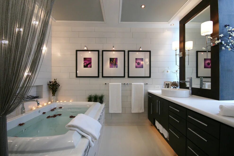 Красивый интерьер в ванной комнате фото MODERN LUXE BATHROOM - Современный - Ванная комната - Шарлотт - от эксперта Stra