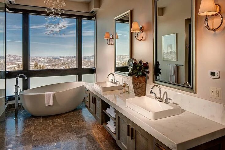 Красивый интерьер в ванной комнате фото Framed to Perfection: 15 Bathrooms with Majestic Mountain Views Bathroom design,