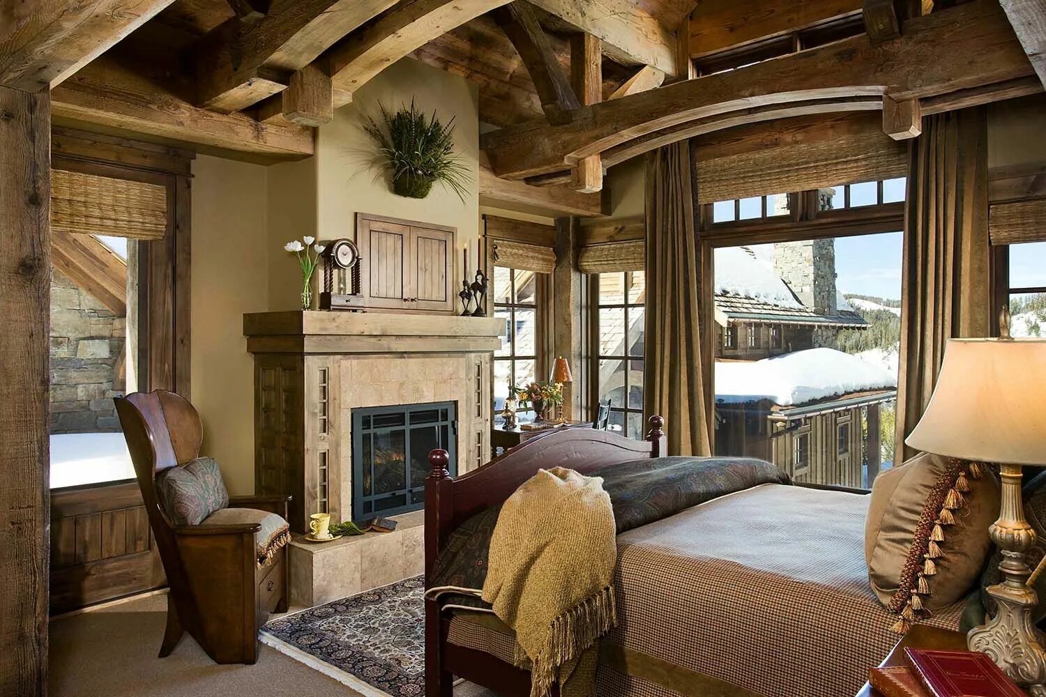 Красивый интерьер загородного дома Handcrafted timber frame home with astonishing Rocky Mountain views Rustic bedro