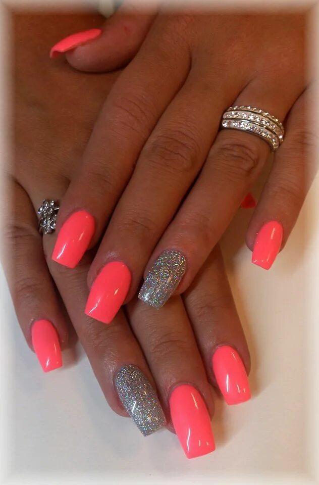 Красивый коралловый маникюр Pin on Nails Gel nails, Coral nails, Summer acrylic nails