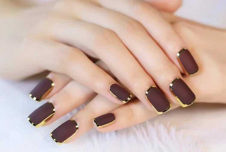 Красивый коричневый маникюр How to Do a Perfect French Manicure on Short Nails, 2019 Tırnak tasarımı, Renkli