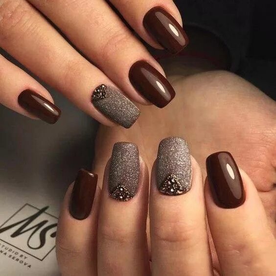 Красивый коричневый маникюр с дизайном 55+ Trendy Manicure Ideas In Fall Nail Colors Fall gel nails, Fashion nails, Tre