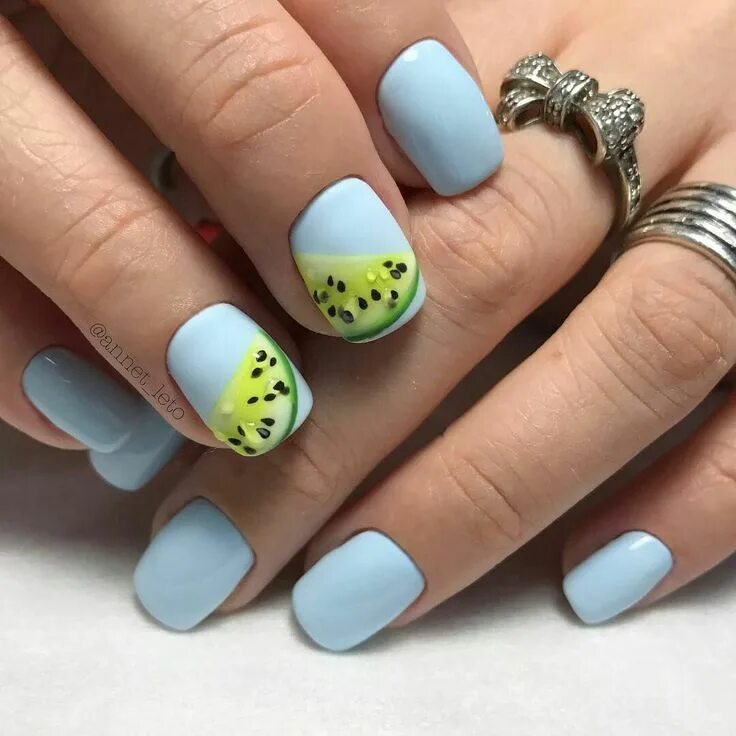 Красивый короткий маникюр для лета Pin by Harleen Minhas on Acrylic nails Summer nails 2018, Blue nails, Nails