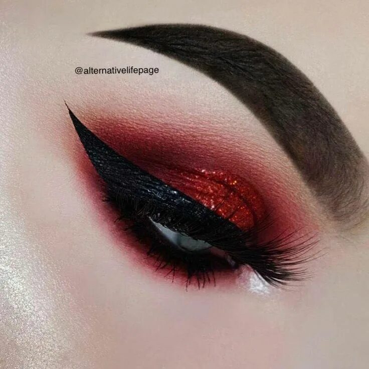 Красивый красный макияж Pin by Adrienne James on Got my Eye on You Dark makeup, Red eye makeup, Makeup