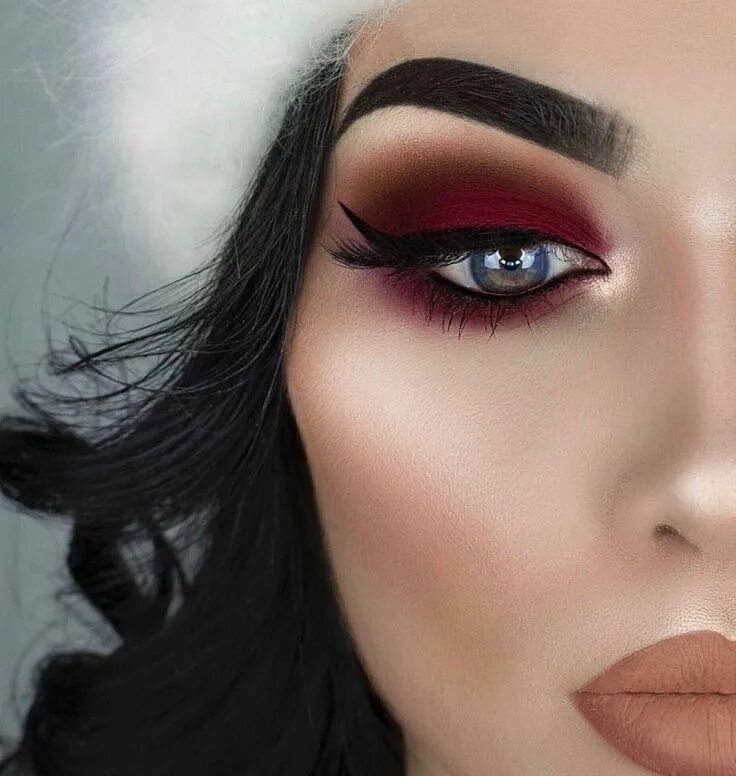 Красивый красный макияж глаз Pin on Hair/Makeup/Nails Dark eye makeup, Red eye makeup, Red eyeshadow