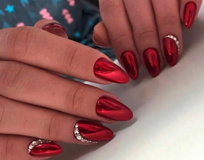 Красивый красный маникюр 2024 с дизайном Пин от пользователя Asya на доске Nails Дизайнерские ногти, Красивые ногти, Геле