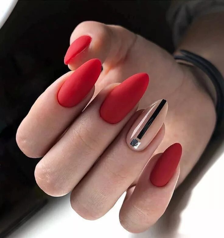 Красивый красный маникюр миндаль 64 Chic Natural Almond Acrylic Nails Shape Design You Won’t Resist This Spring &
