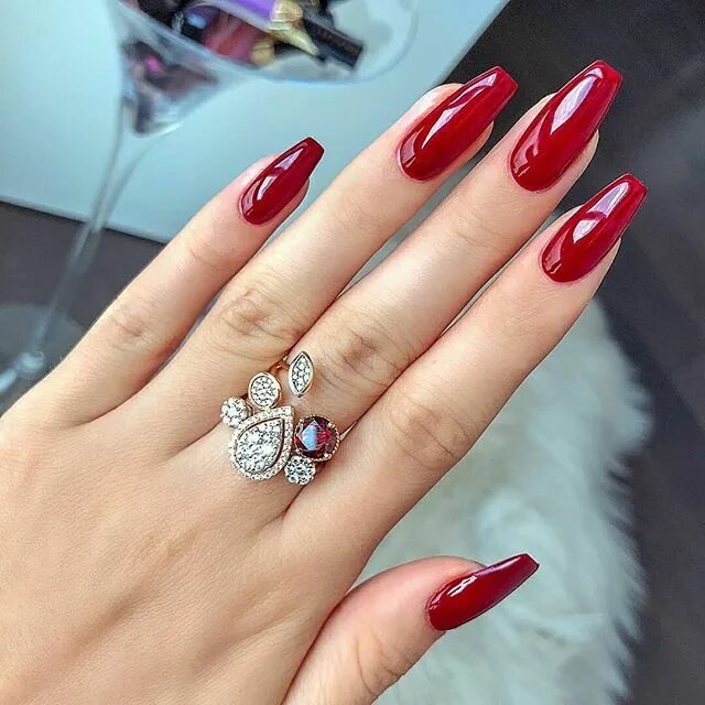 Красивый красный маникюр миндаль The_world_of_Beauties (@theworld0fbeauties) * Photos et vidéos Instagram Long re