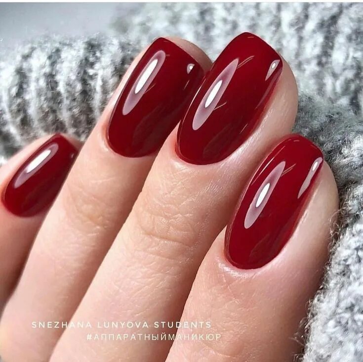 Красивый красный маникюр на короткие Red nails Ногти на помолвку, Красные ногти, Маникюр