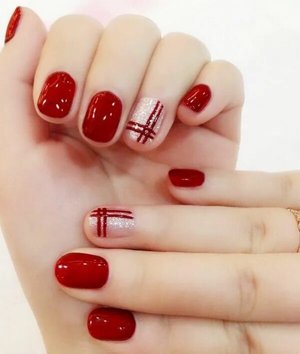 Красивый красный маникюр на короткие ногти Glamour nails ideas - fascinating manicure designs for special occasions Short a