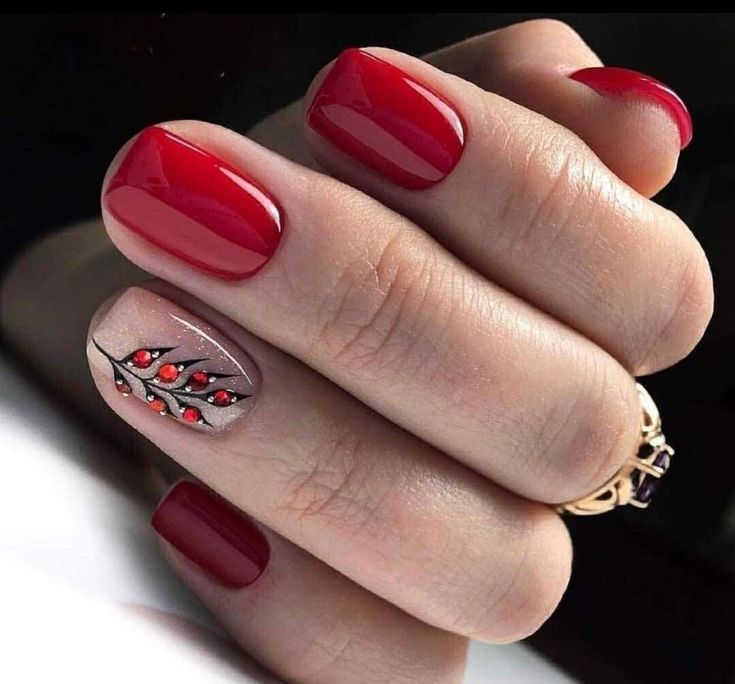 Красивый красный маникюр с дизайном Pin by Elizaveta Alekseeva on Маникюр Art deco nails, Pretty nails, Elegant nail