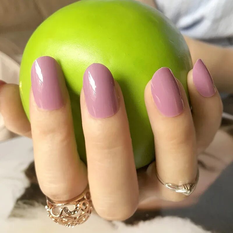 Красивый круглый маникюр фото 24pcs/bag Ladies Finger UV Gel Cover Nail Art Tips light purple round type Decor