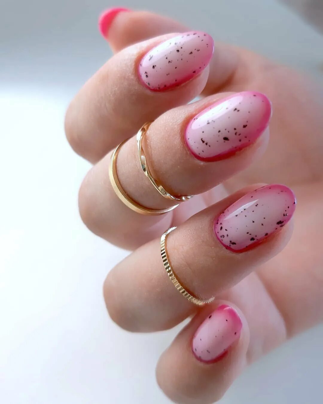 Красивый круглый маникюр фото Маникюр круглый фото Strazi-Nail.ru