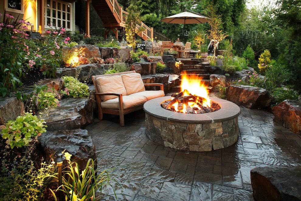 Красивый ландшафт на даче фото Backyard Renovation - Классический - Дворик - Сиэтл - от эксперта Alderwood Land