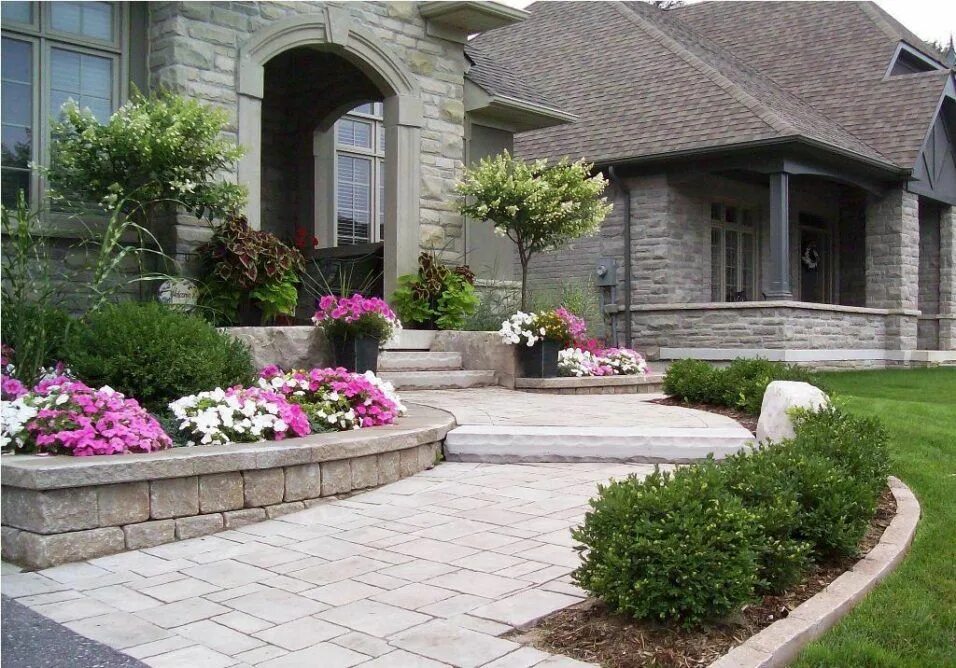 Красивый ландшафтный дизайн дома фото Comments comments Landscaping entryway, Front house landscaping, Walkway landsca
