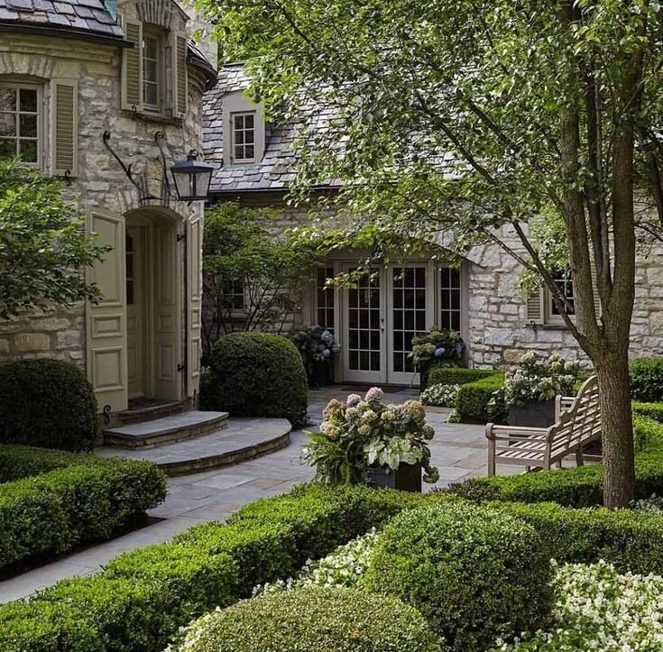 Красивый ландшафтный дизайн дома фото Instagram post by Rose * Mar 11, 2019 at 1:12am UTC Front yard landscaping, Back